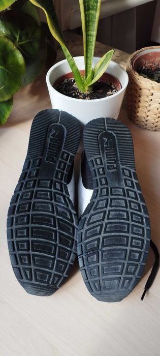 Puma St Runner V3 n.º 44 como novos