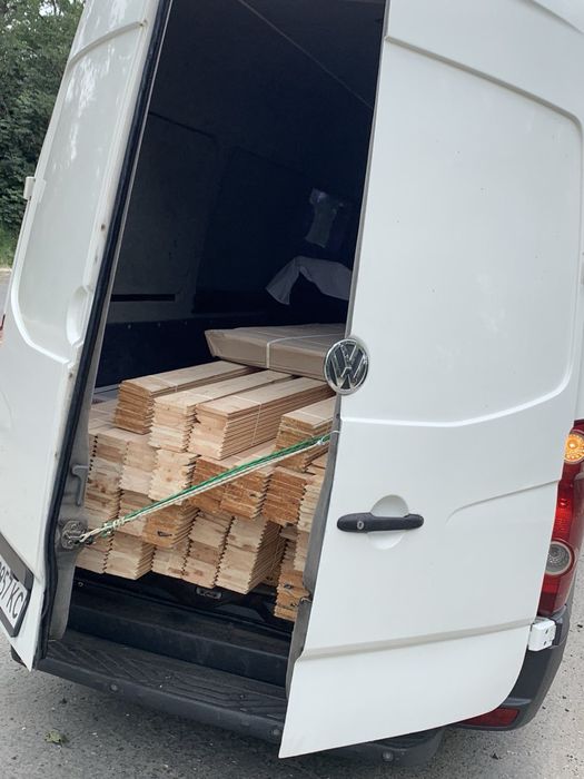 Вантажні перевезення (Вантажний відсік 4.5м)