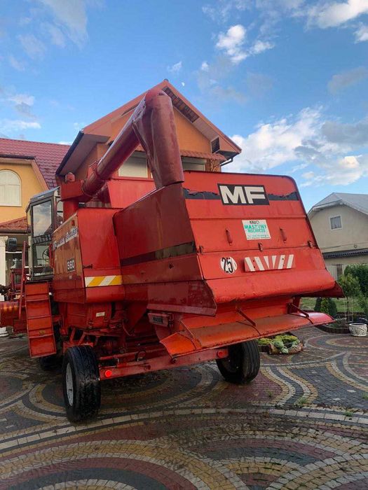 Massey Ferguson 560