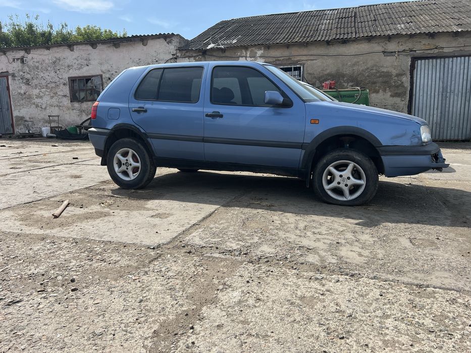 GOLF 3 продажа по запчастям