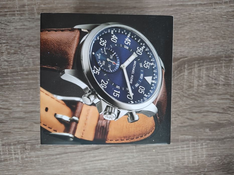 Super smartwatch Michael Kors MKT4006