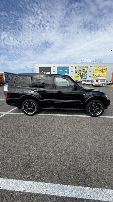Продам Mitsubishi Pajero Wagon