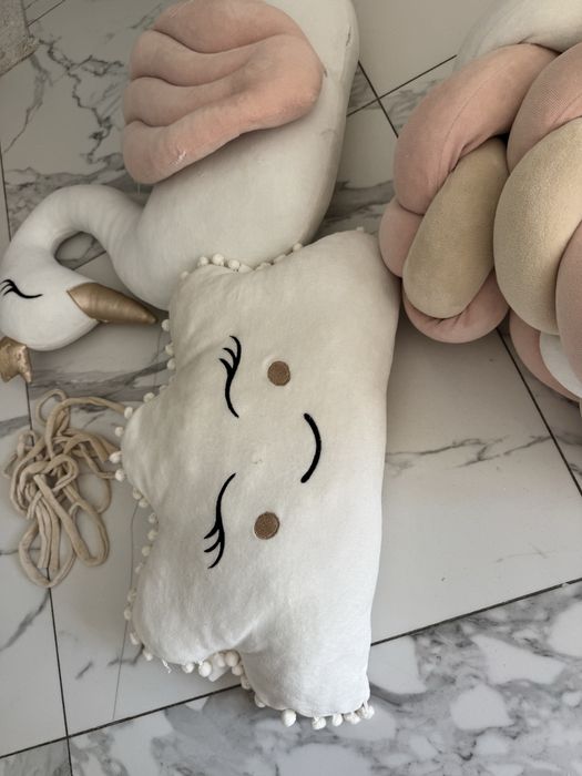 набір у колиску :косичка, лебідь, хмаринка