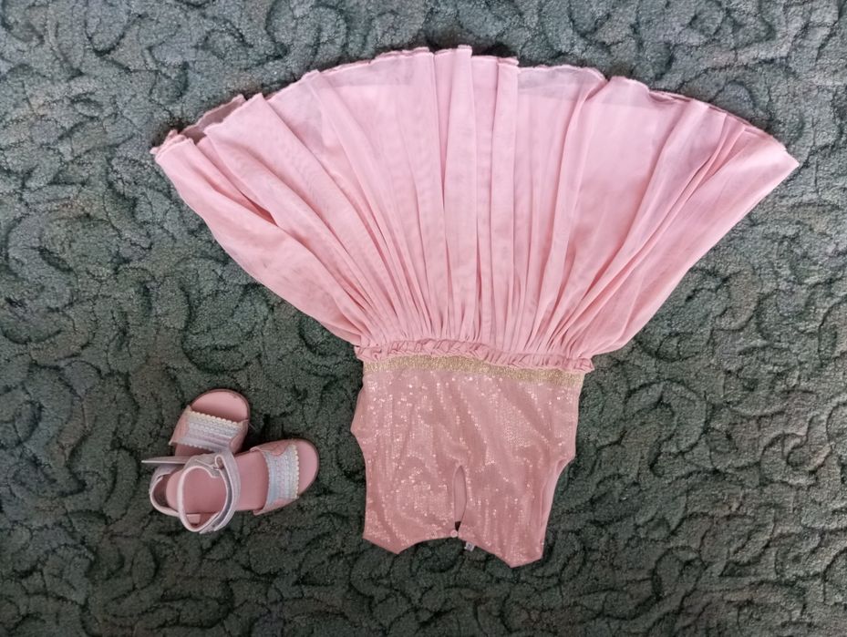 Sukienka buciki komplet dla dziewczynki 92