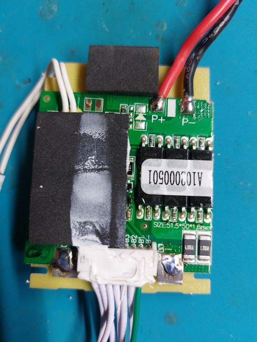 Bms LiFePO4 8S 24 - 25.6V 15А з балансуванням.