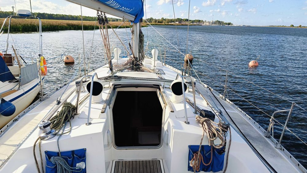 Jacht żaglowy BENETEAU Oceanis 390