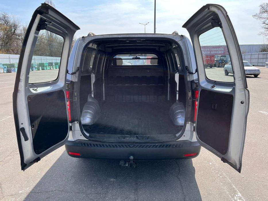 Грузоперевозки по місту.