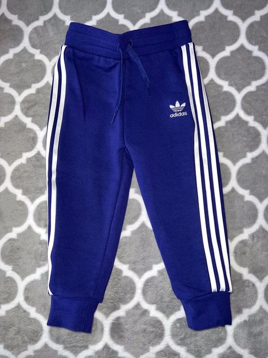 Спортивні костюм Adidas для дівчинки