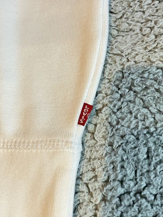Hoodie Levi’s nova , XS