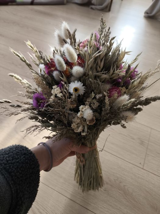 Букет з сушених квітів і трав