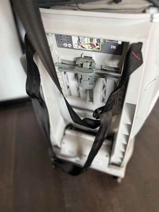 Автокрісло Britax romer ADVANSAFIX III Sict