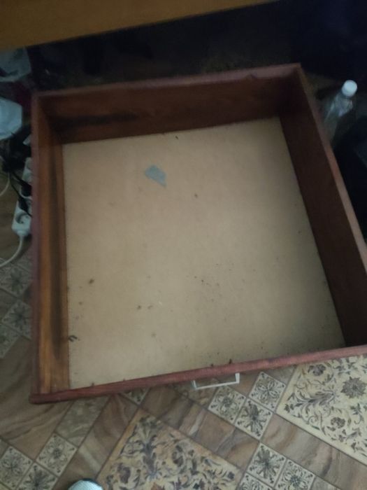 Тумба на колесах