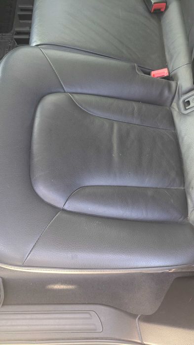 Продам  Audi Q7.
