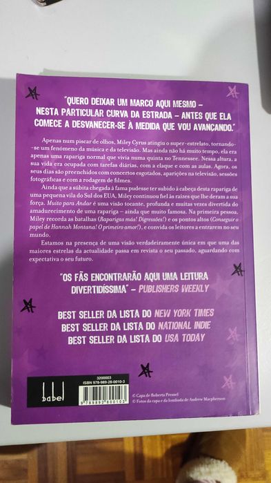 Livro Miley Cyrus (inclui marcador original)