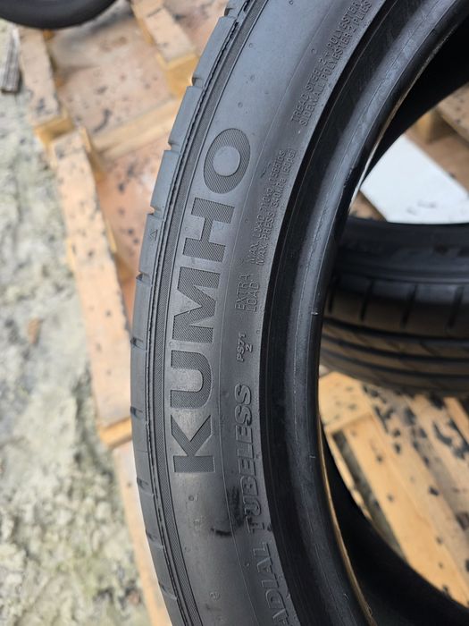 Шини літні пара 225/45r19 Kumho  Ecsta  ps 71