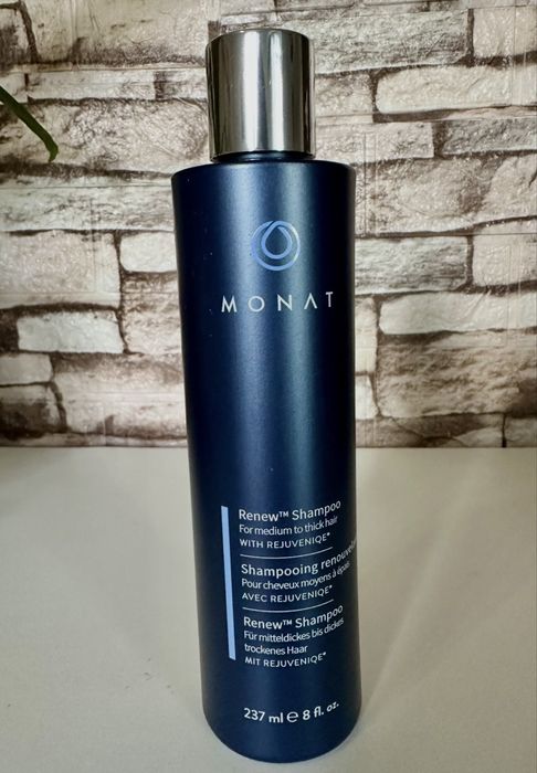 Monat szampon Renew