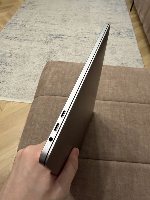 Macbook pro 15 2018 / 2019 i7 / 16gb / 512gb/ Radeon Pro 4 ГБ 92% АКБ