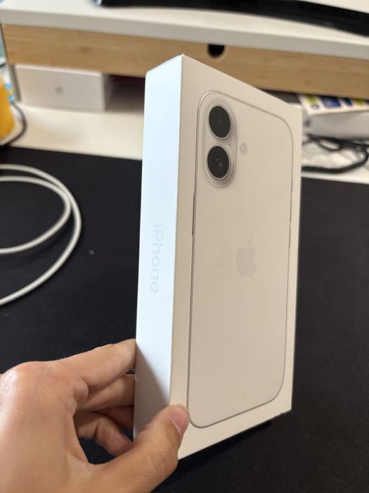 iPhone 17 - 256GB | White