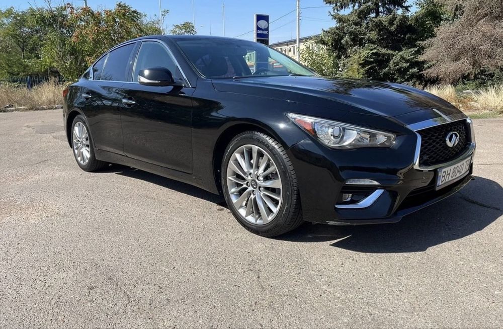 Infiniti Q50