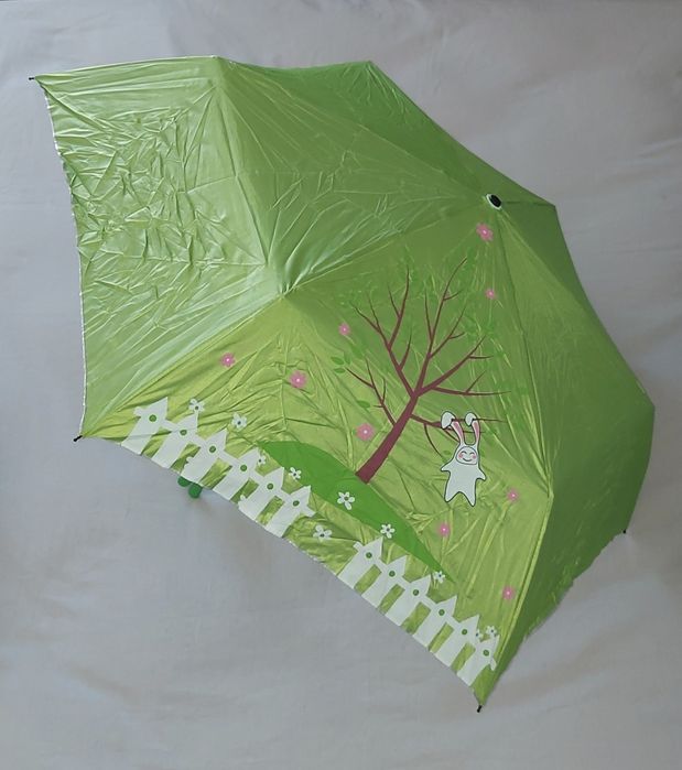 Guarda-chuva Desigual original e outro...