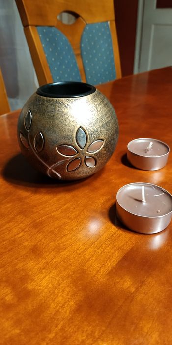 Piękny świecznik na tea light.