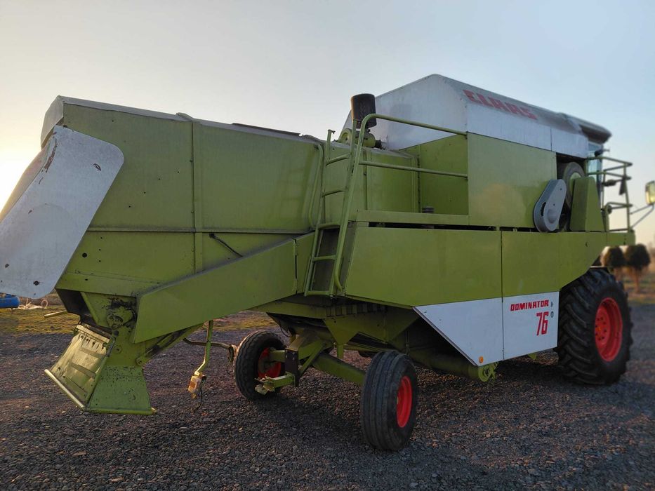Claas DOMINATOR 76 Perkins