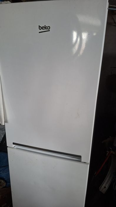 Lodówka Beko 150cm z zamrażalnikiem 3szuflady uszkodzona