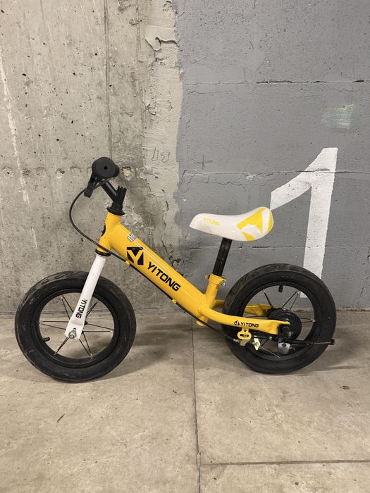 Дитячий біговел Yitong