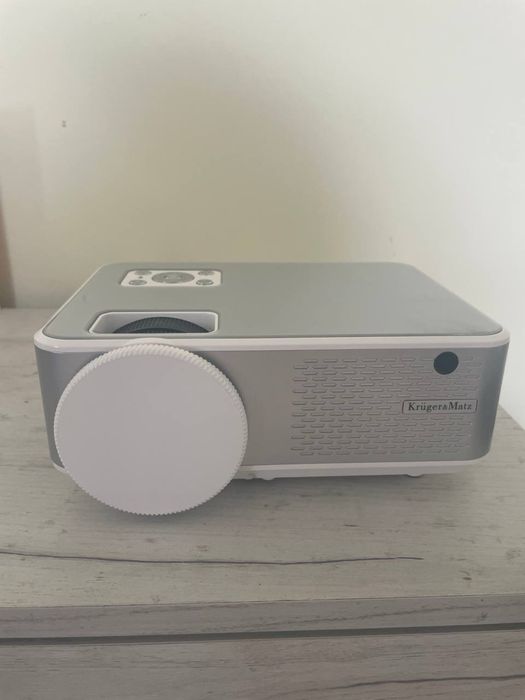 Проектор Krüger&Matz V-LED10