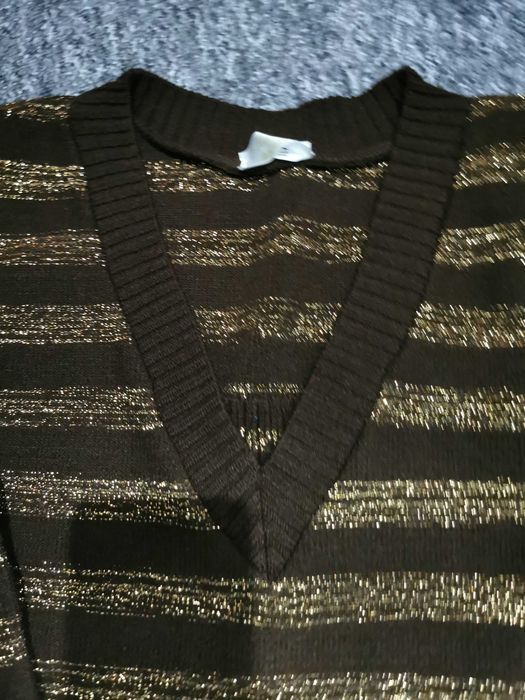 Sweter brązowy w złote paski