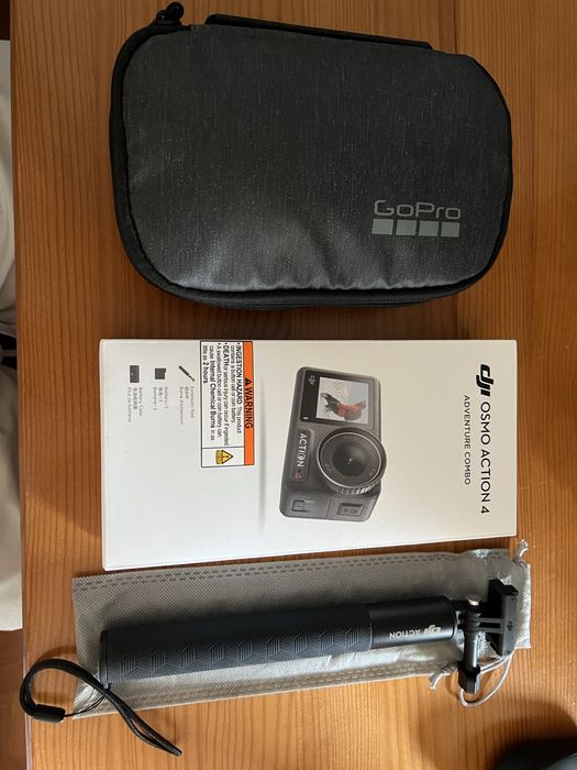 DJI Osmo Action 4 - Adventure Combo