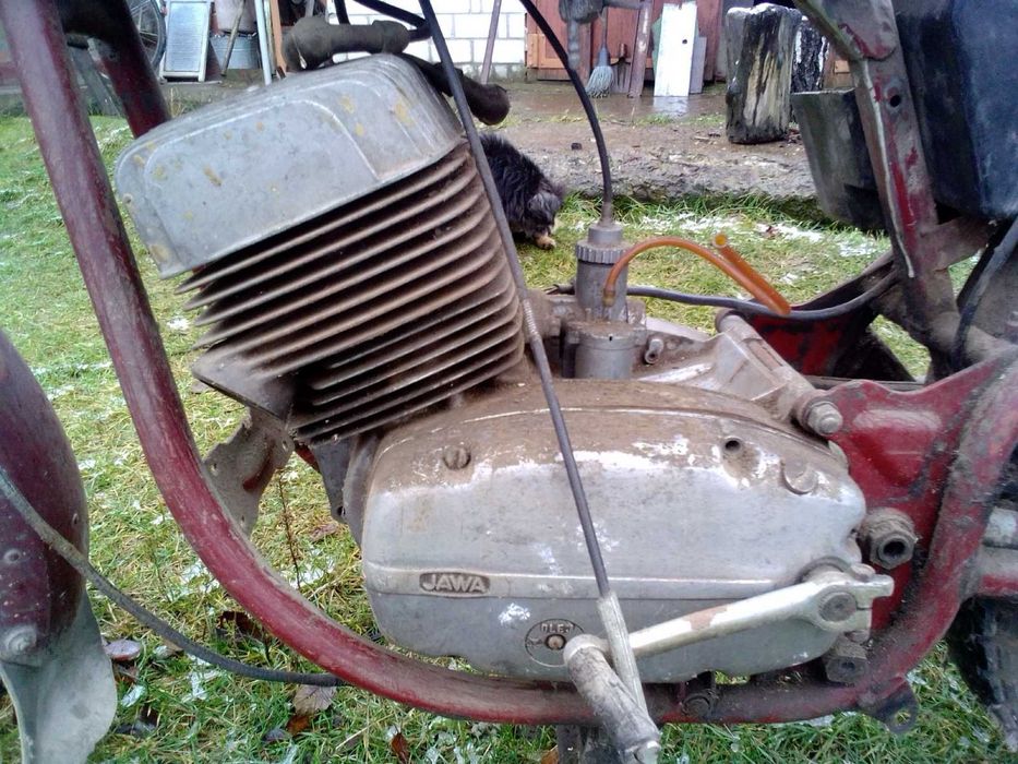 Продам під ремонт або запчастини Мотоцикл JAWA634 двухциліндрова