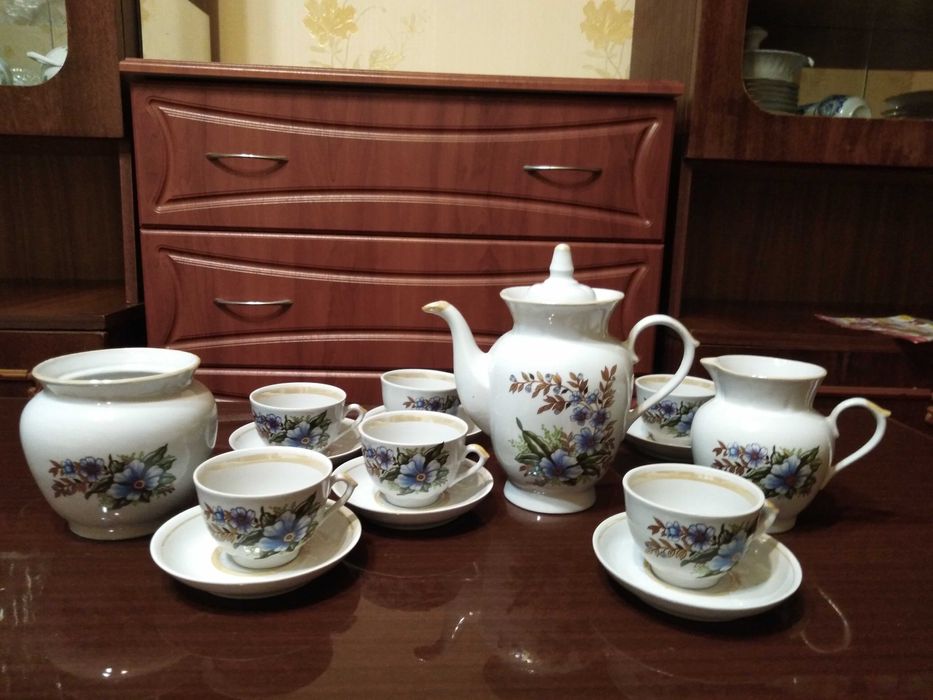 Продаю посуд в асортименті