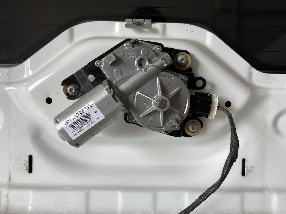 Моторчик двірників ляди Mercedes Vito W447