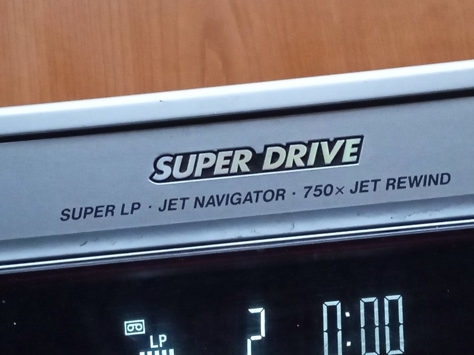 Відео магнітофон Panasonic NV-MV41EE