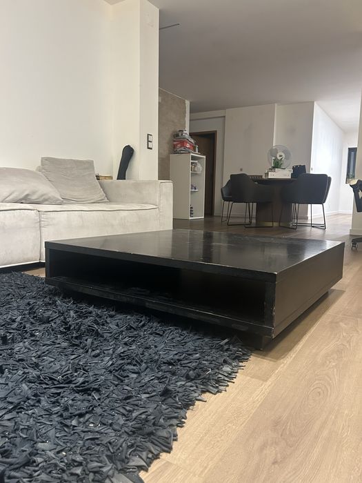 Mesa Preta Barata