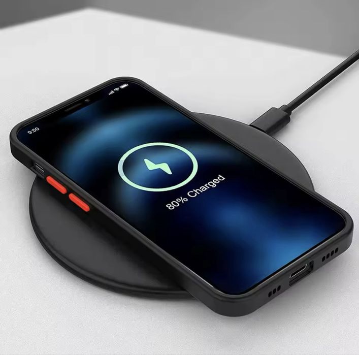 Etui na iPhone 13