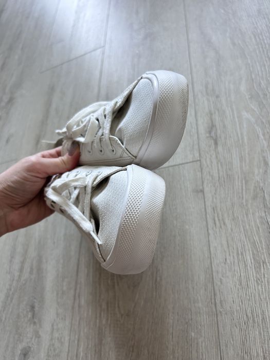 Белые кеды Bershka 39 размер