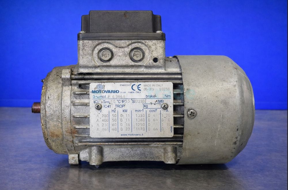 Silnik elektryczny 3-fazowy z hamulcem MOTOVARIO 0,18 kW IM B4 IP55