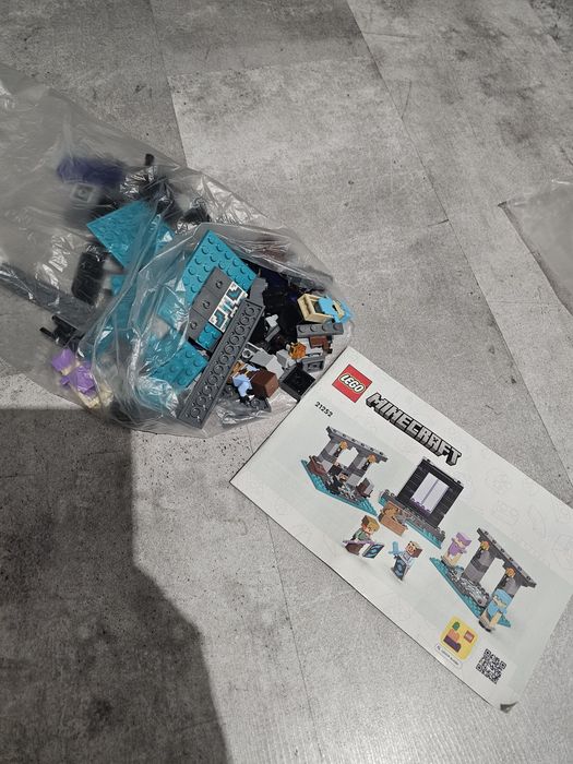 Lego hidden side minecraft