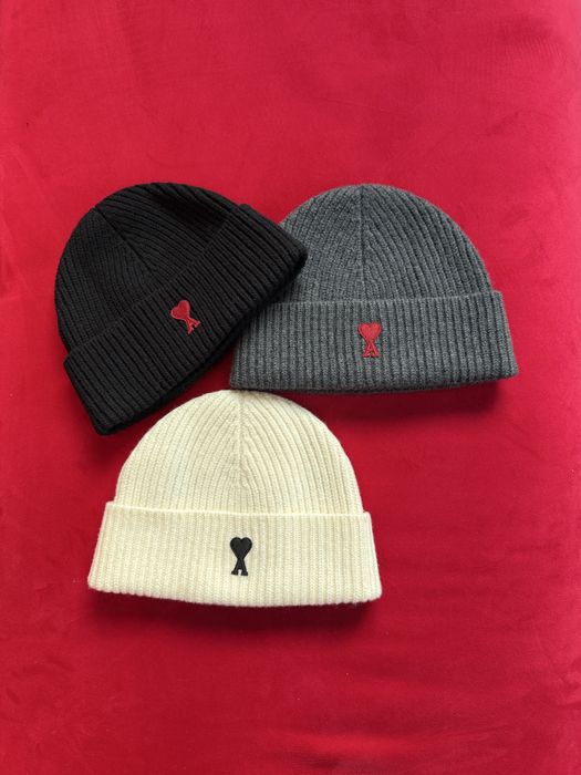 Шапка Ami Paris оригінал