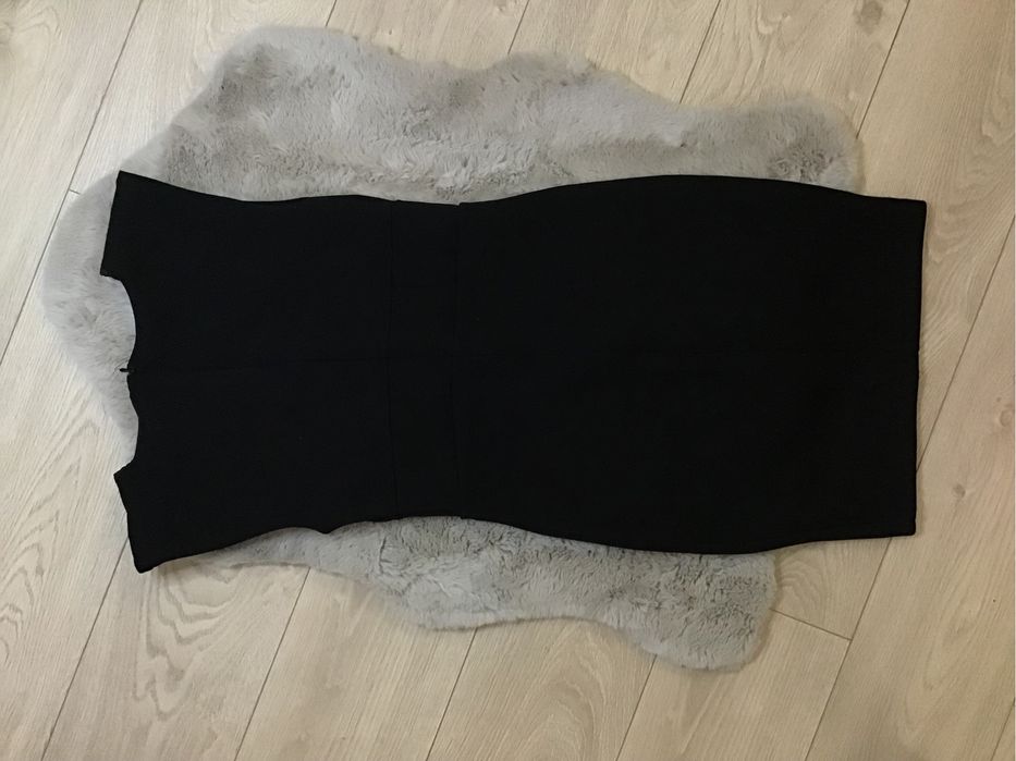 Guess sukienka damska S mała czarna dopasowana elegancka 36