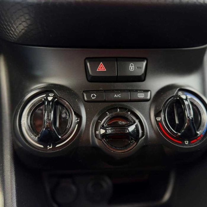 Peugeot 208 pure tech style- versão allure