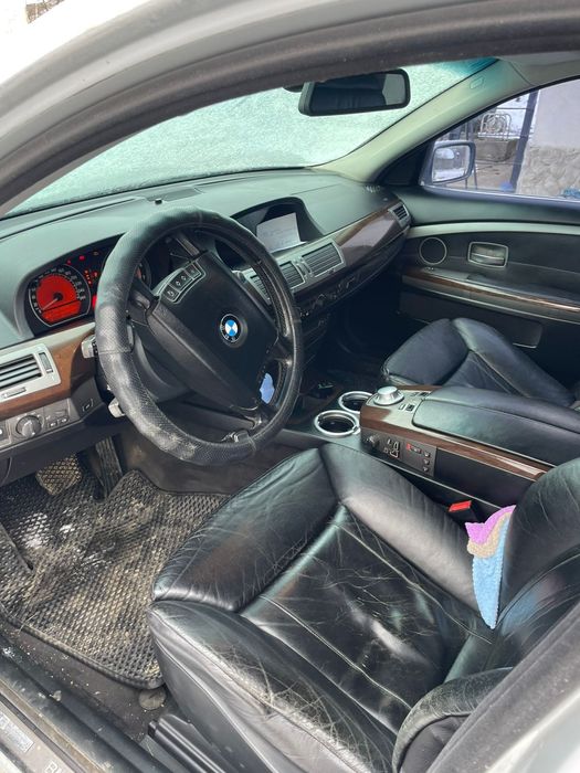 Бмв 745 2004 рік