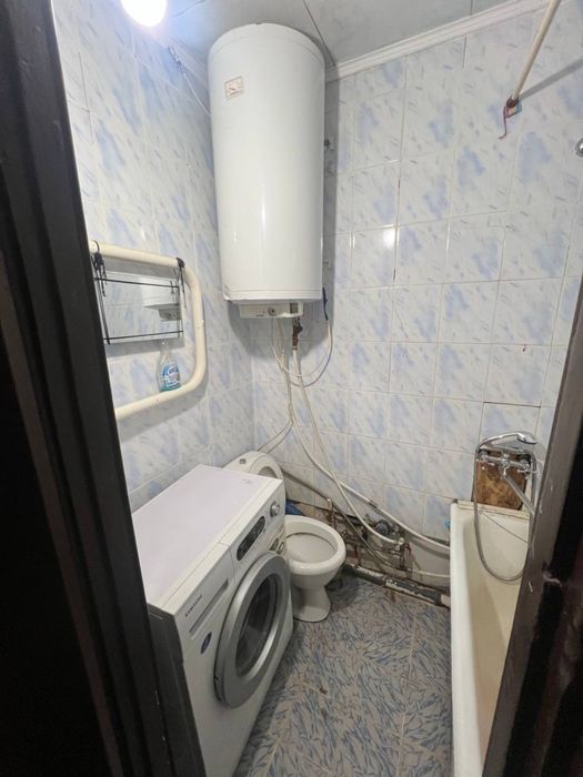 Продам1 к кв вул . Осіння