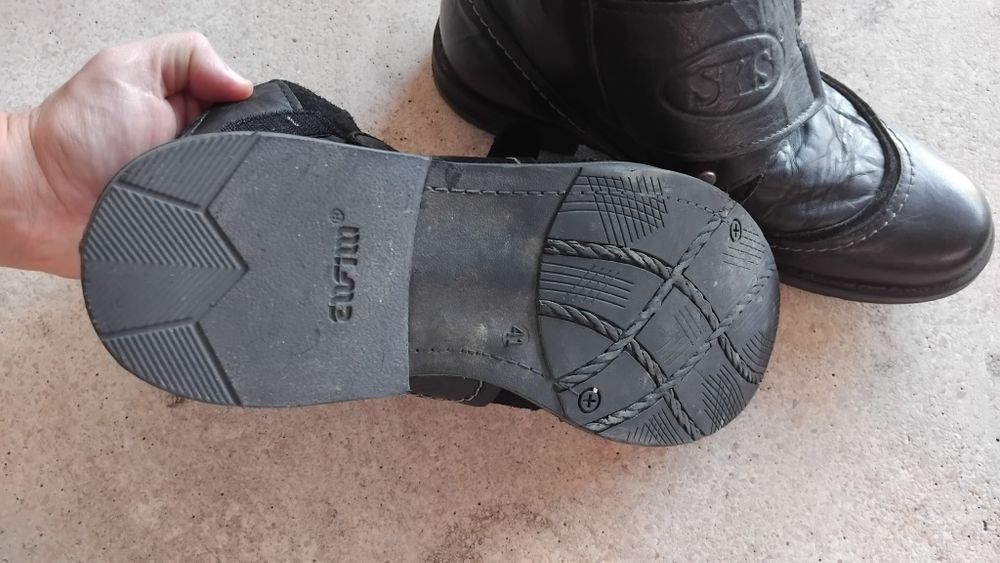 Botas de couro nr 41
