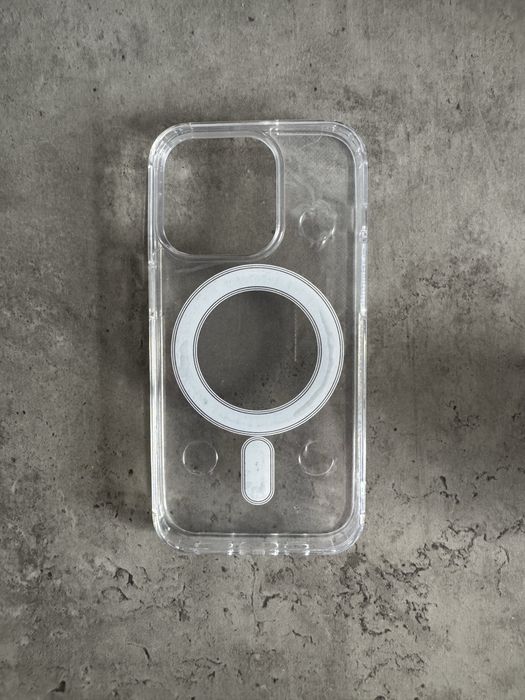 Чохол з MageSafe на модель 14 pro