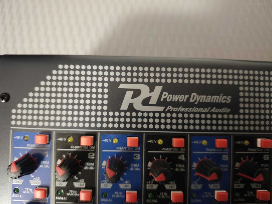 MIKSER Estradowy Power Dynamics PDM-S2004