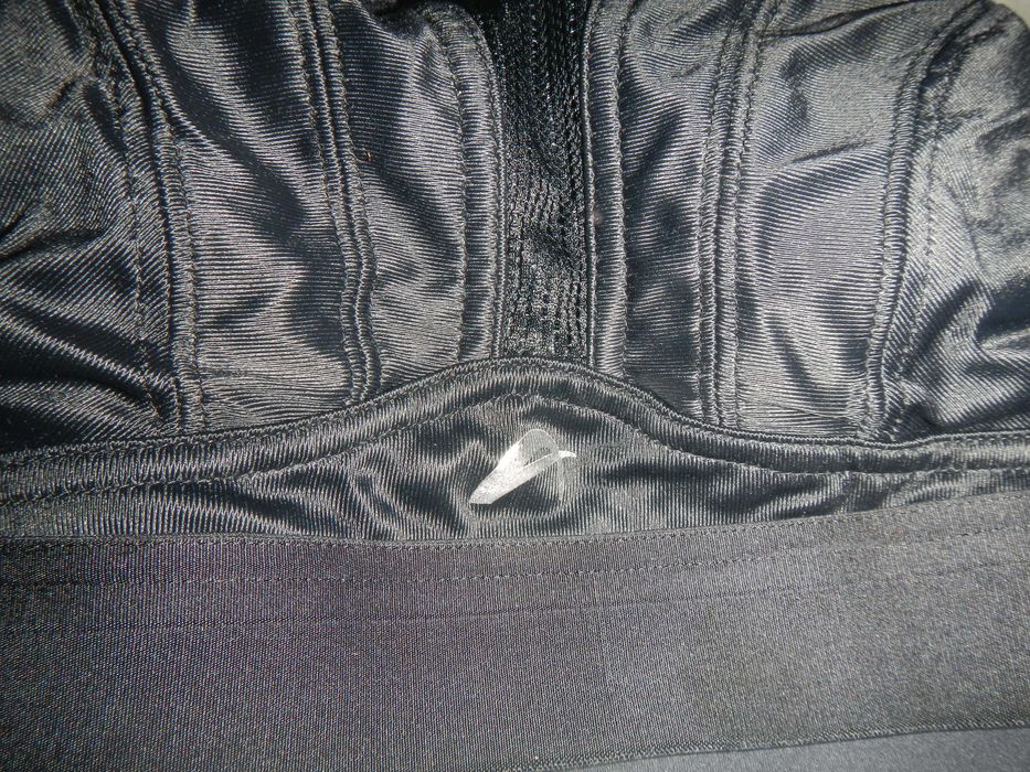 biustonosz sportowy top stanik