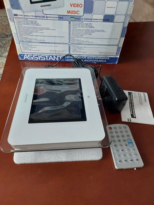 Цифровая фото рамка Assistant новая